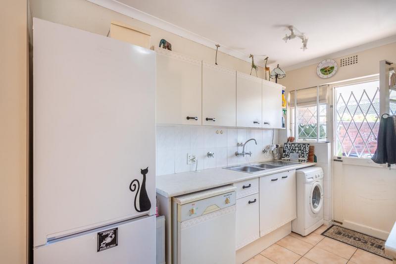 3 Bedroom Property for Sale in Pinelands Western Cape